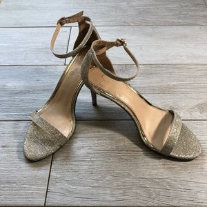 Jessica Simpson Gold Pumps heel sandal 6M 36 1/2